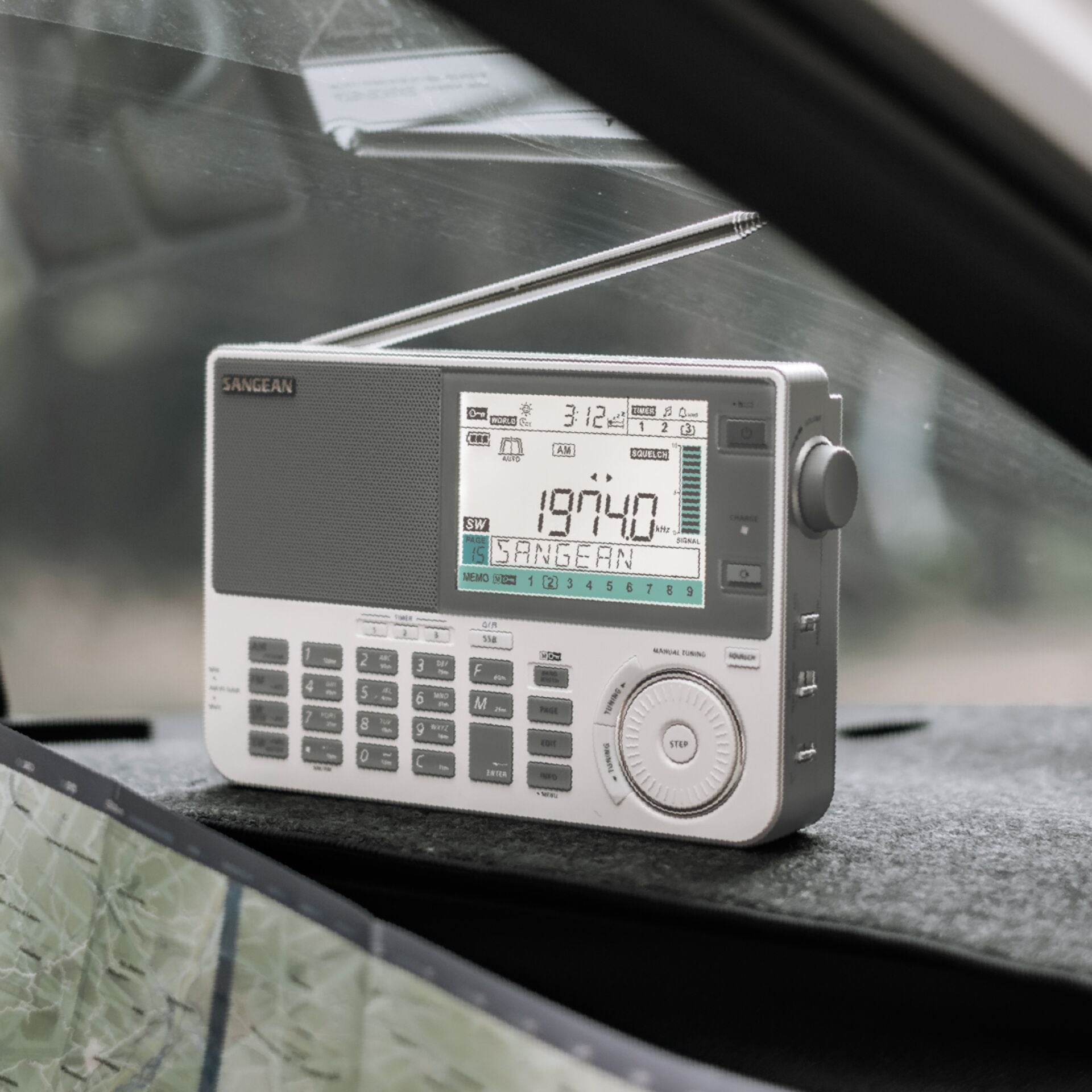 Sangean ATS-909 X2 white