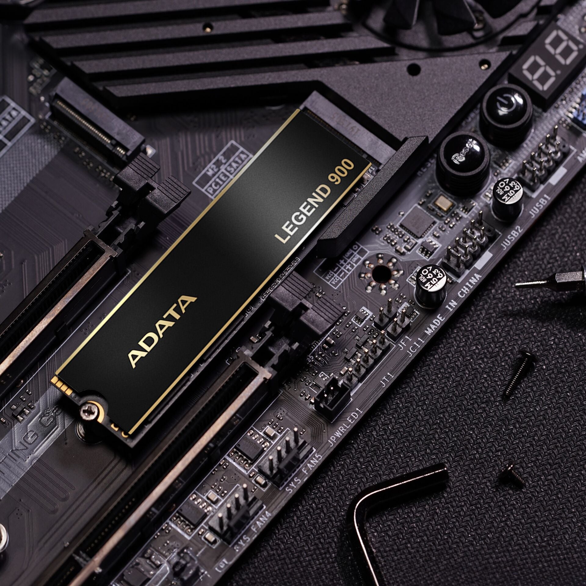 ADATA SSD LEGEND 900 1TB M.2 PCIe Gen.4x4 R/W 7000/4700