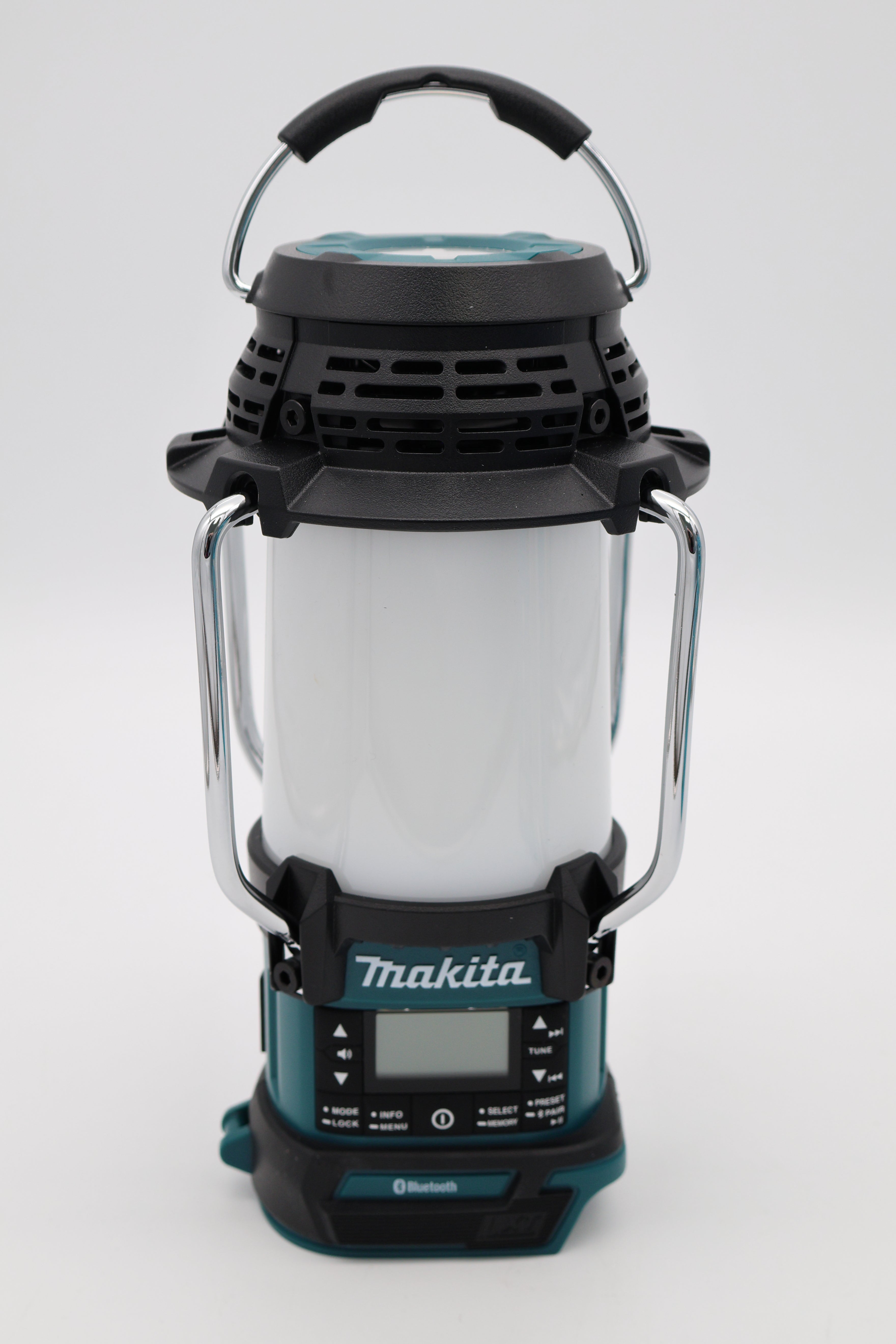 Makita DMR056 14.4V/18V Li-ion LXT Radio with Lantern (Open Box)