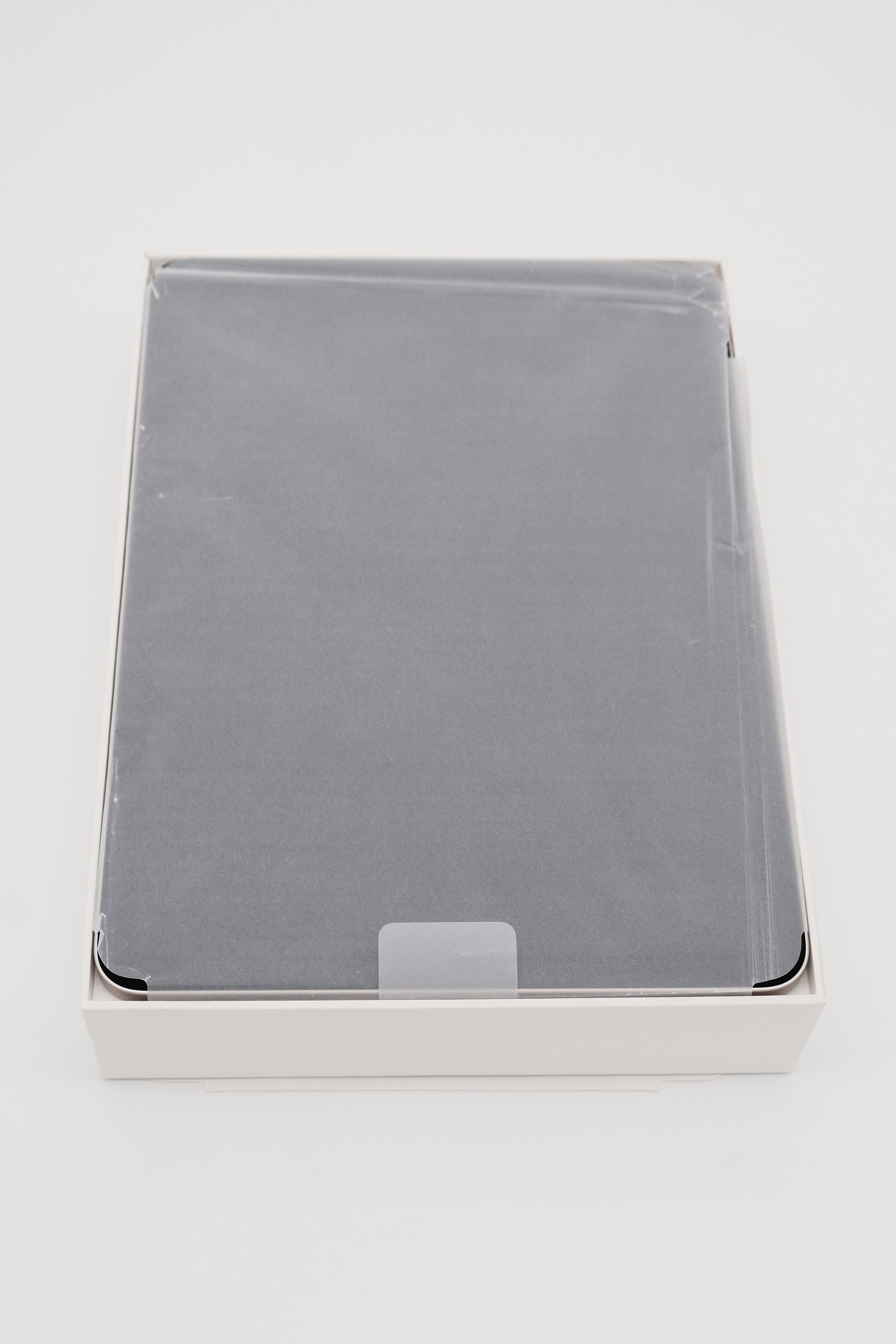 Apple iPad Air (M4) 11 Wifi 128GB Starlight (Open Box)