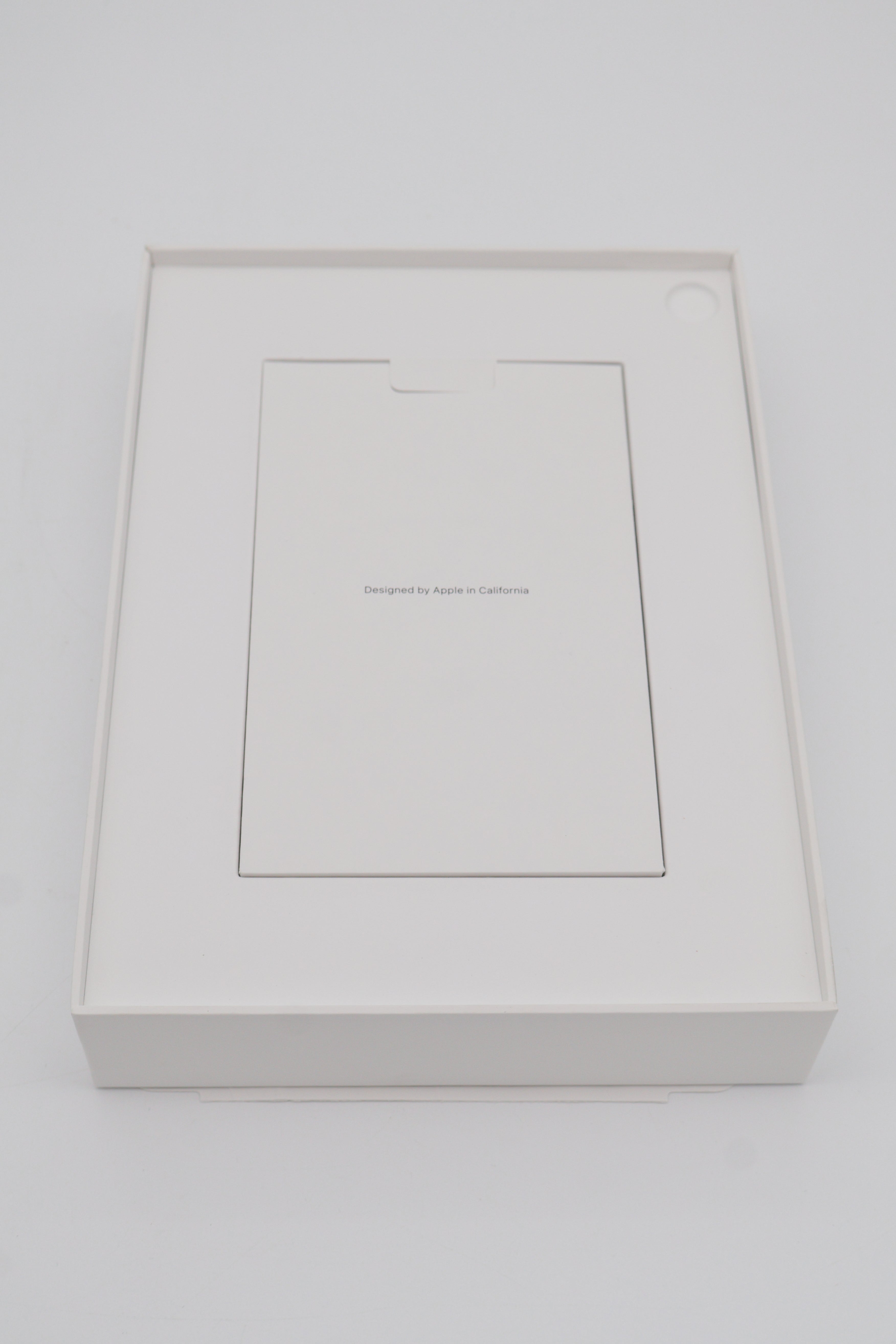 Apple iPad Air (M4) 11 Wifi 128GB Starlight (Open Box)