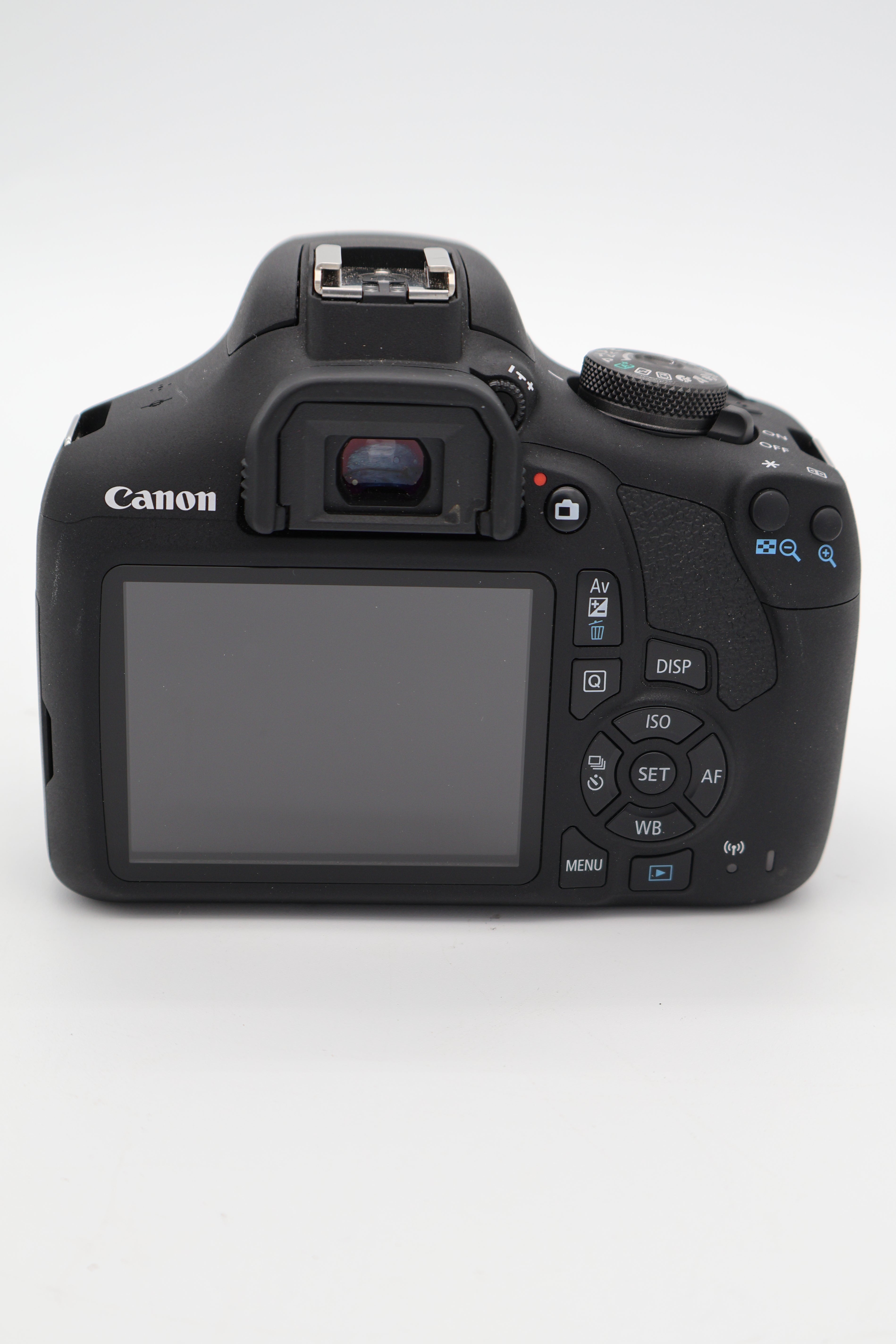 Canon EOS 2000D Kit (18-55 DC III) (Open Box)