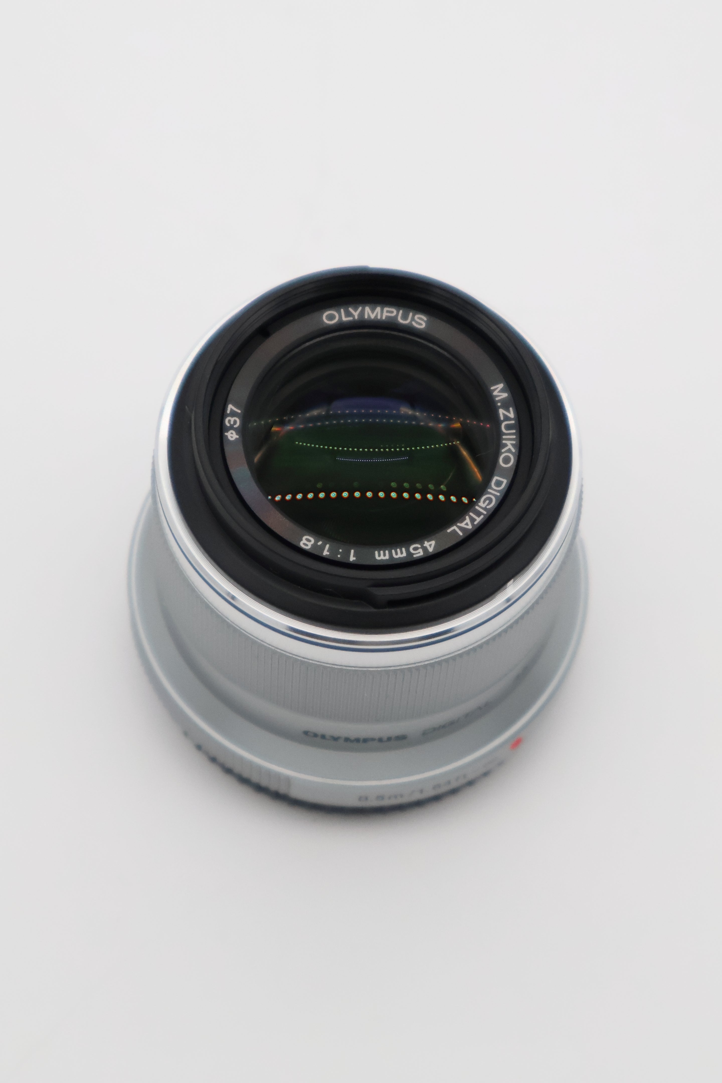 Olympus M.ZUIKO ED 45mm f/1.8 - Silver (Open Box)