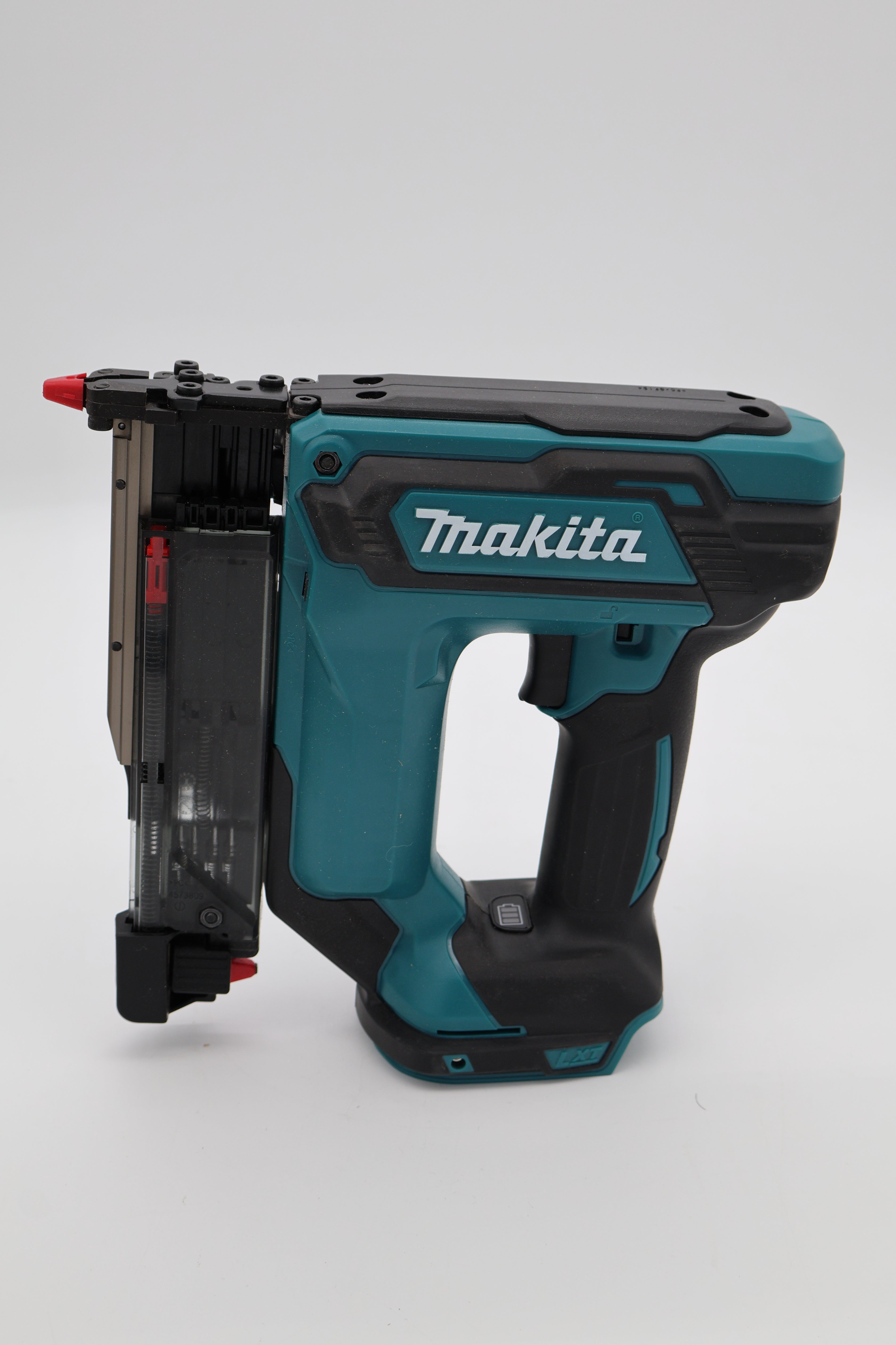 Makita DPT353Z Cordless Pin Nailer (Cert Refurb)