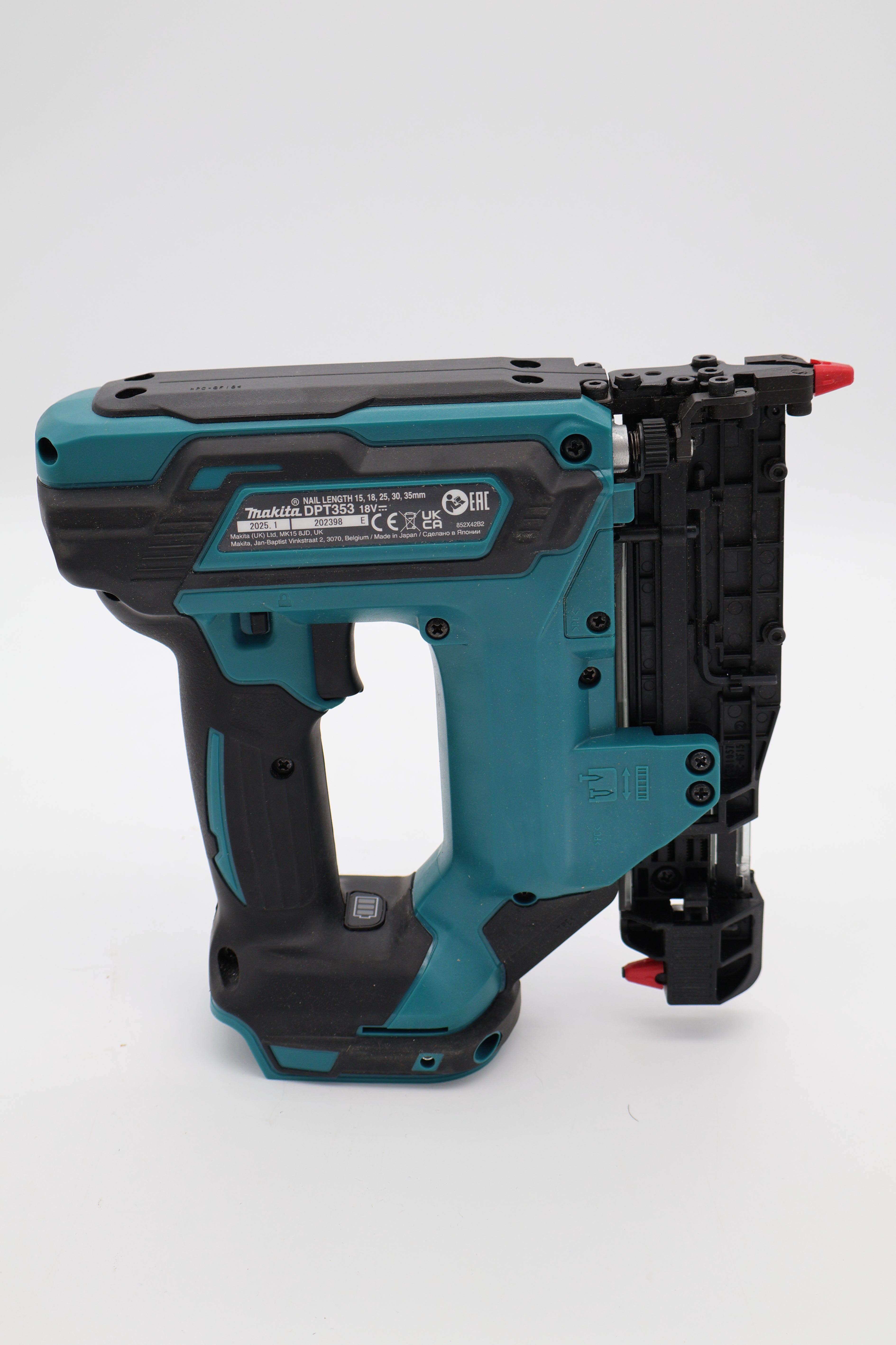 Makita DPT353Z Cordless Pin Nailer (Cert Refurb)