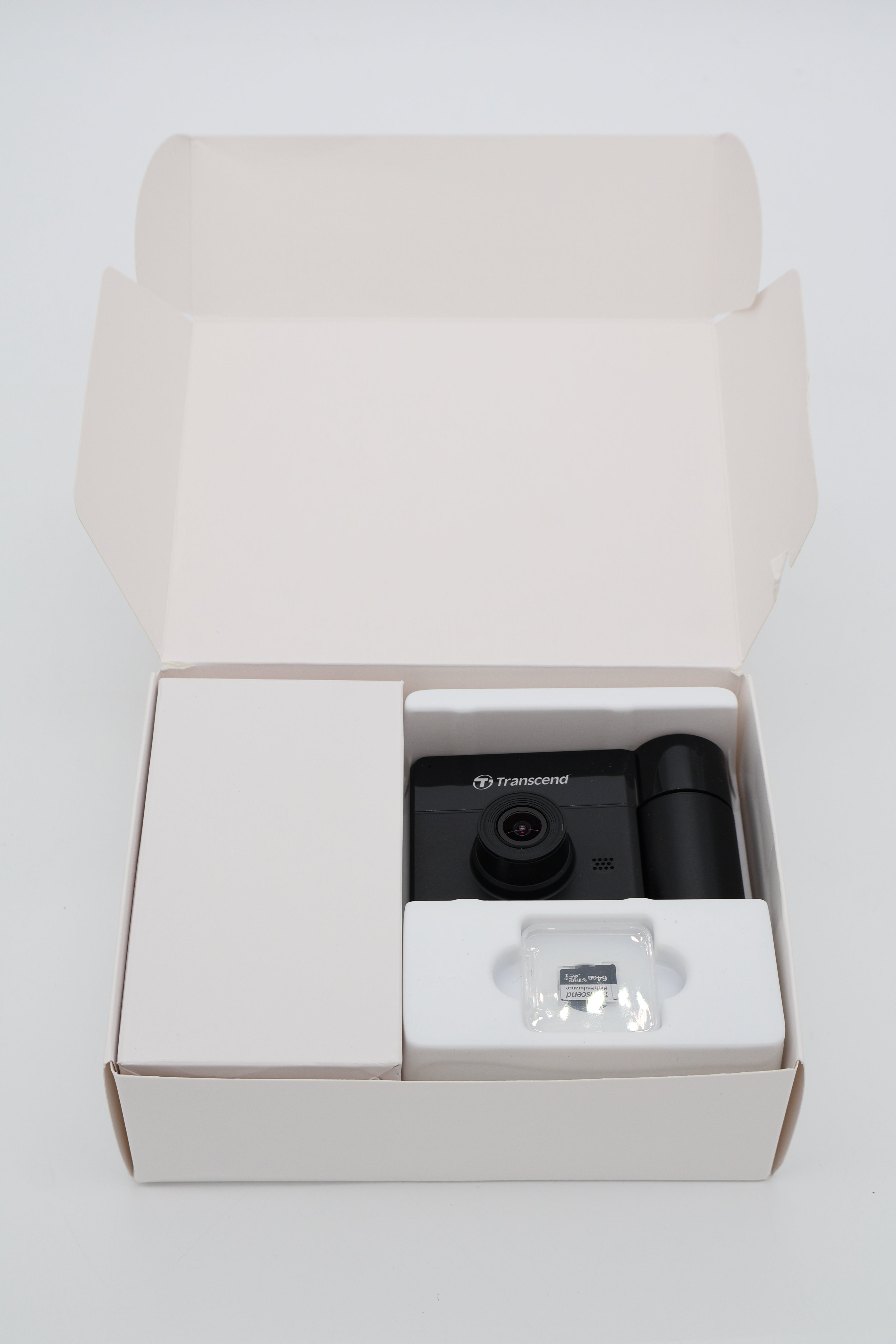 Transcend DrivePro 550 Dual Camera Dash Cam incl. 64GB microSDXC (Open Box)