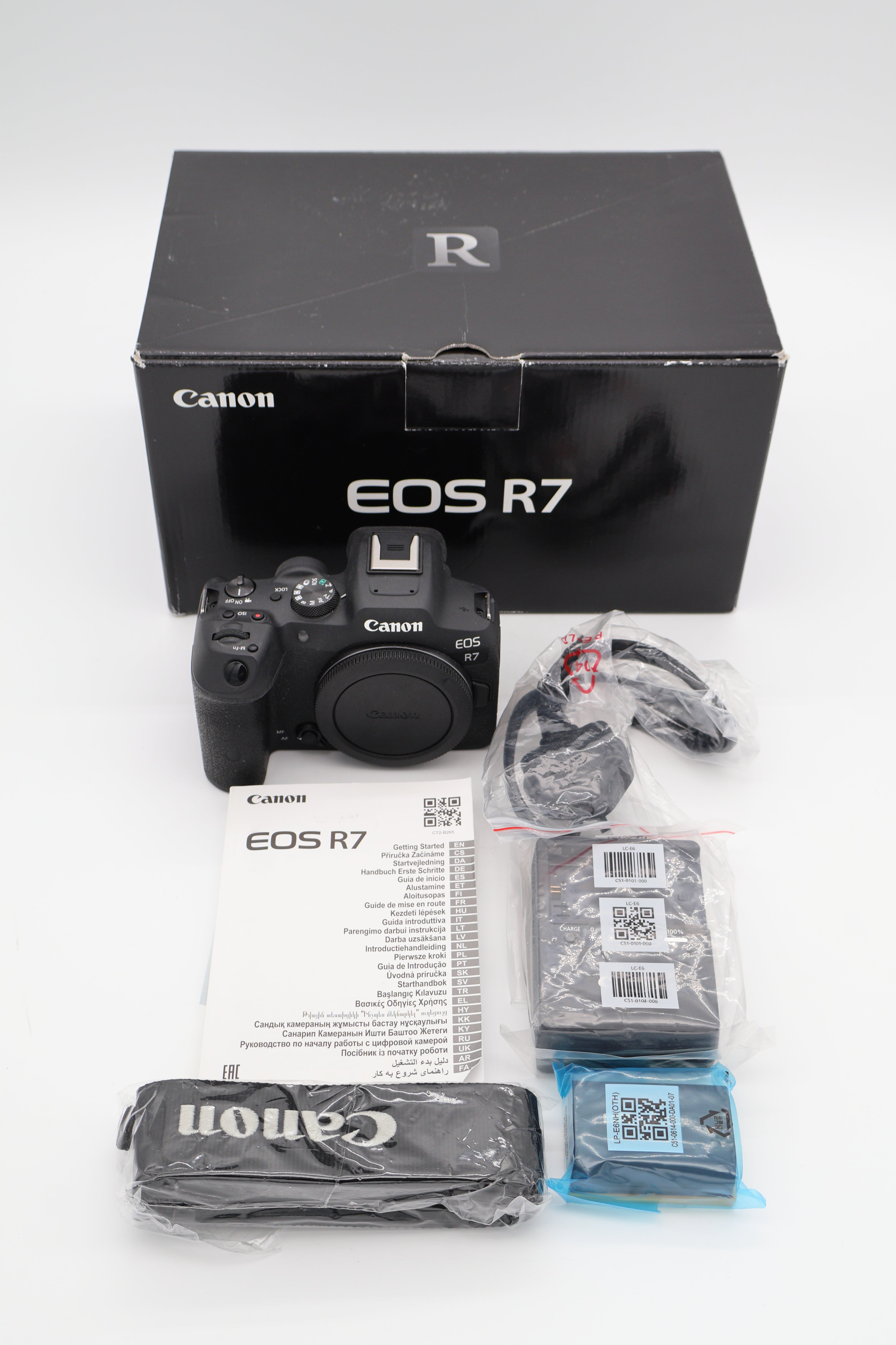 Canon EOS R7 Body (Cert Refurb)