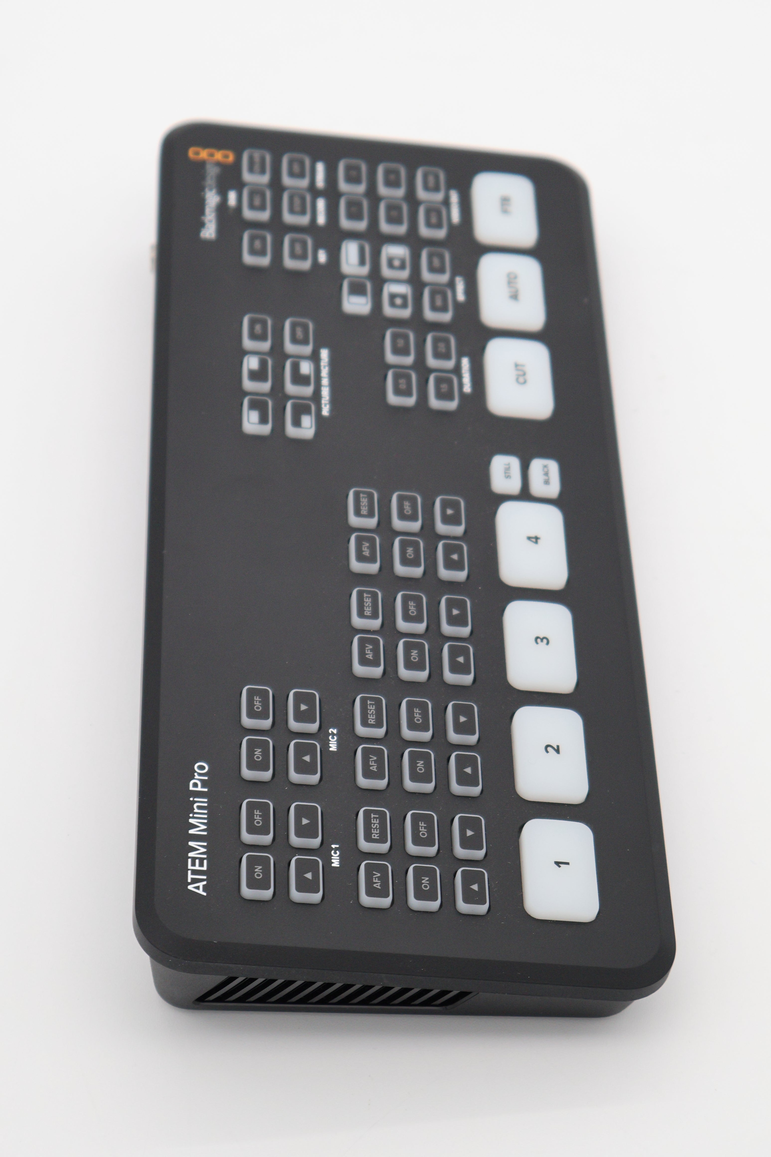 Blackmagic Design ATEM mini pro (Open Box)