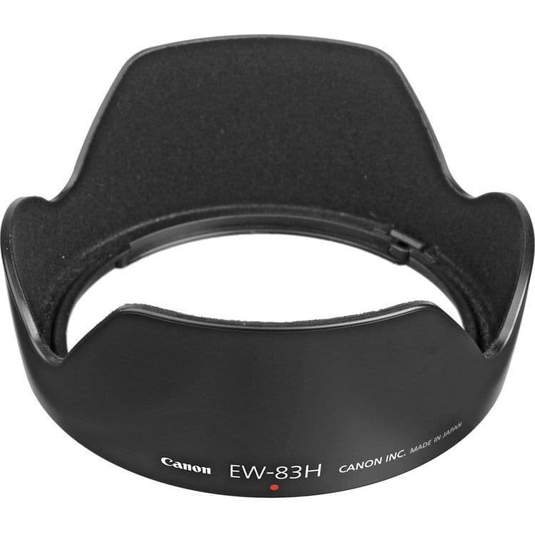 Canon EF 24-105mm F4L IS II USM + Hoya Filter and Cleaning Kit