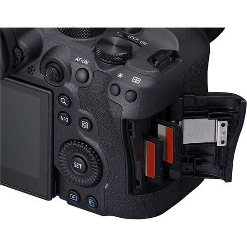Canon EOS R6 II Kit &#x28;RF 24-105 F4L&#x29; &#x28;with adapter&#x29;