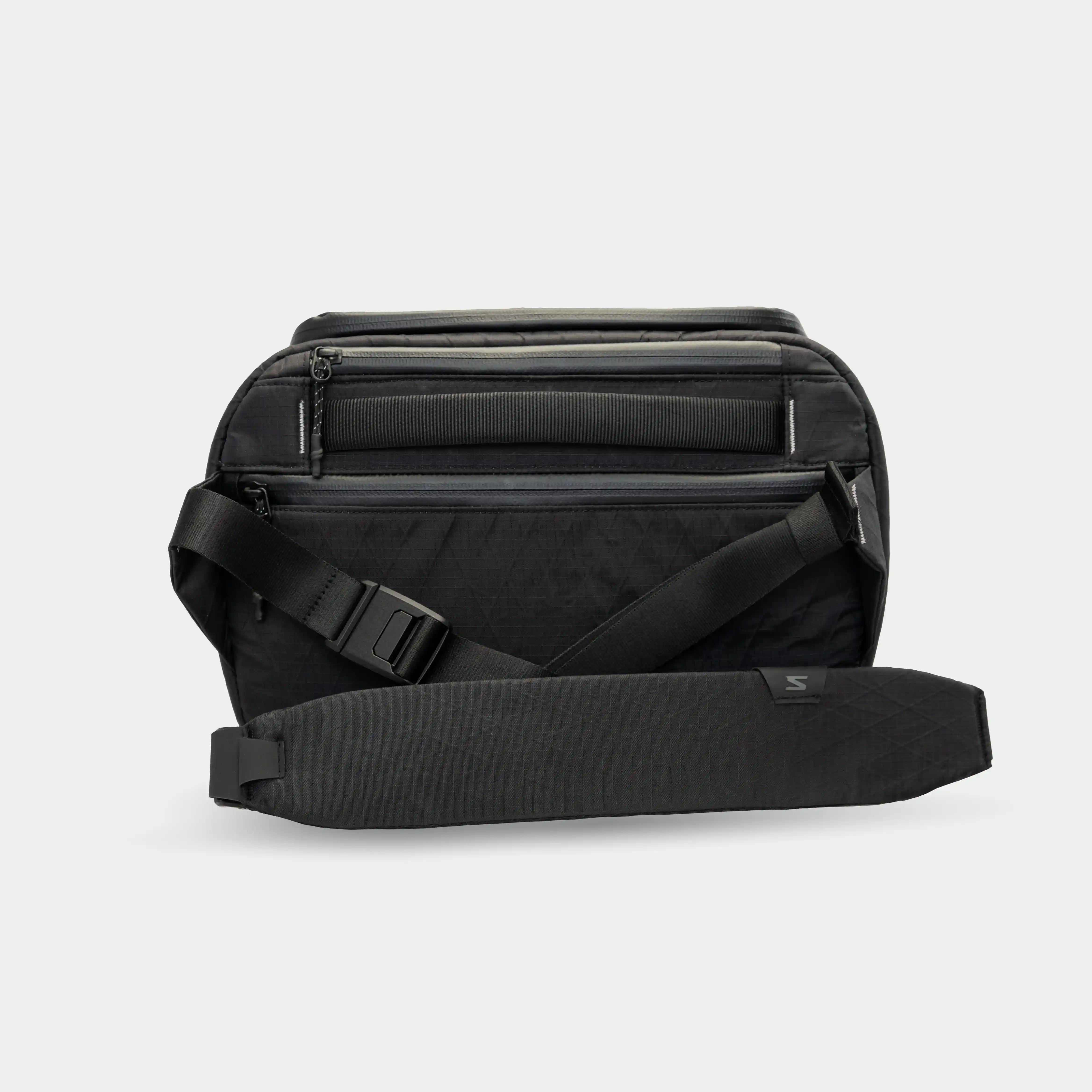 Sakk Xplorer - 9L Camera Sling Bag
