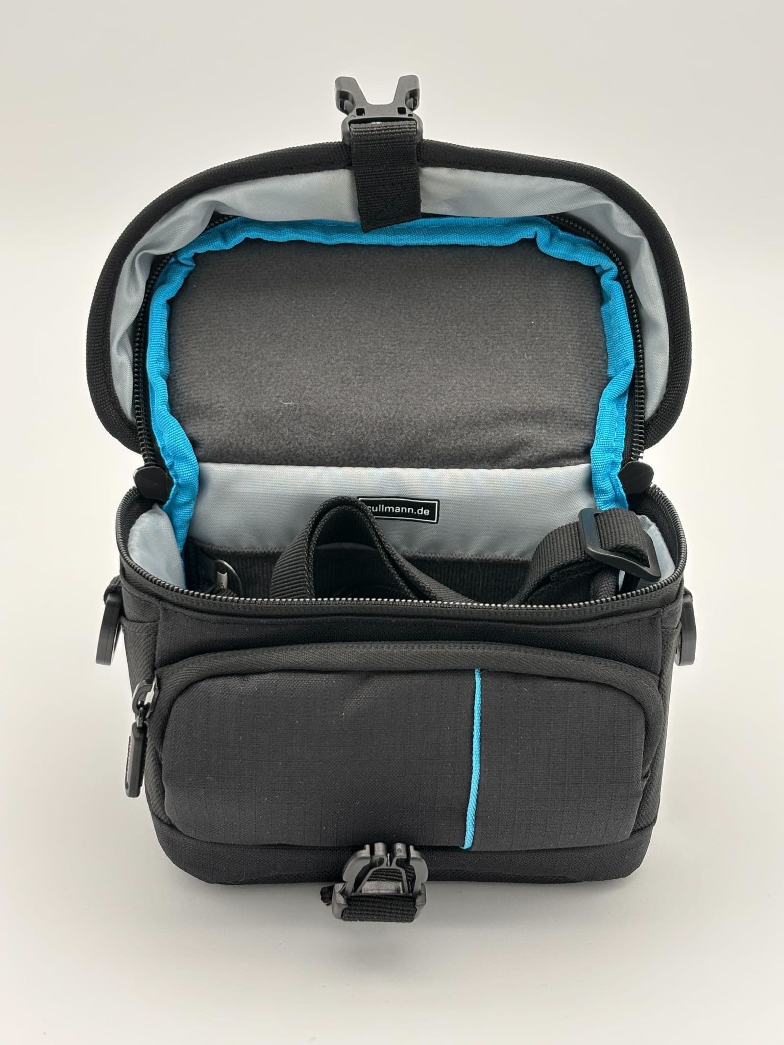 Cullmann Panama Vario 200 Camera bag black (Open Box)