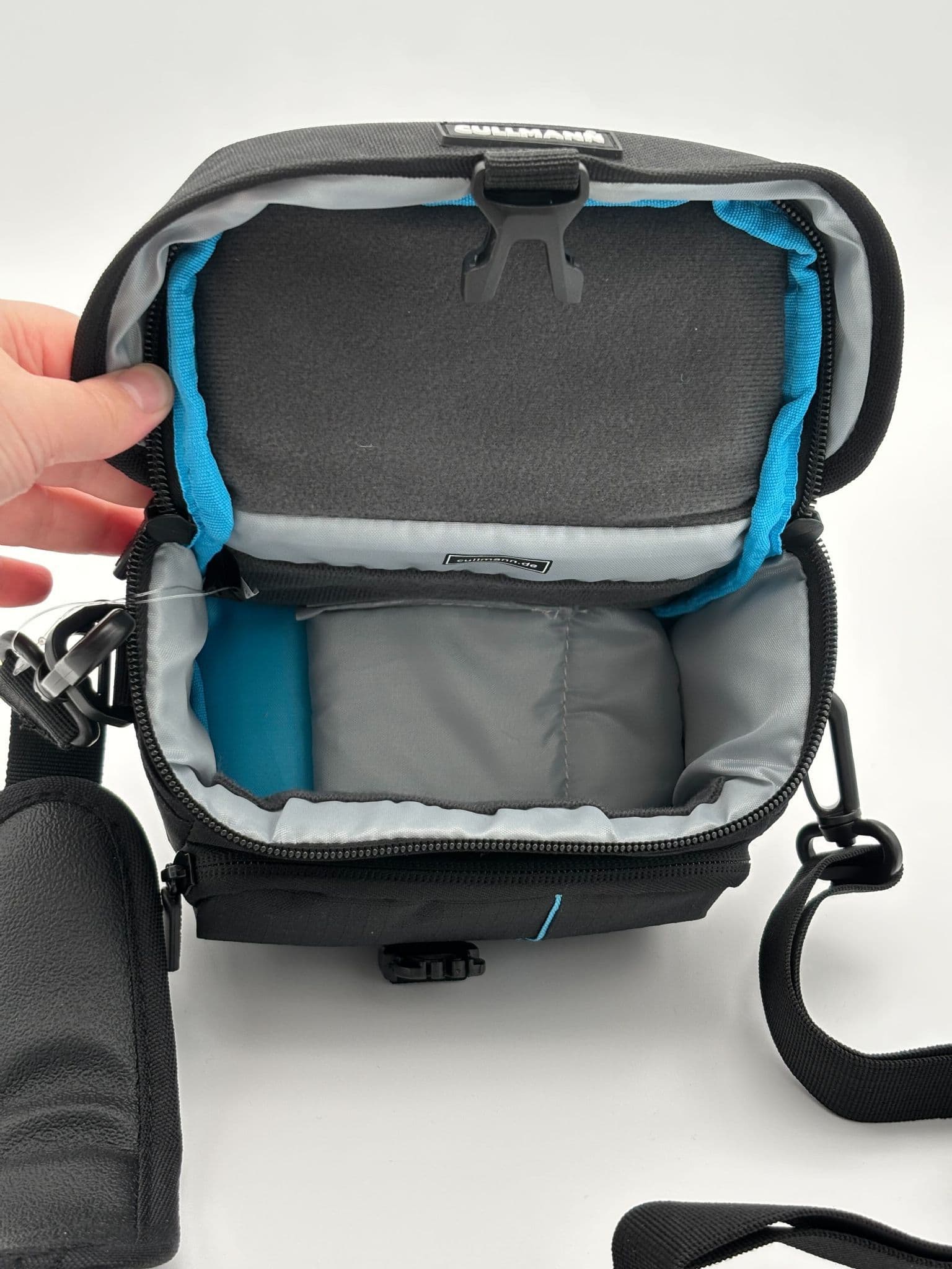 Cullmann Panama Vario 200 Camera bag black (Open Box)