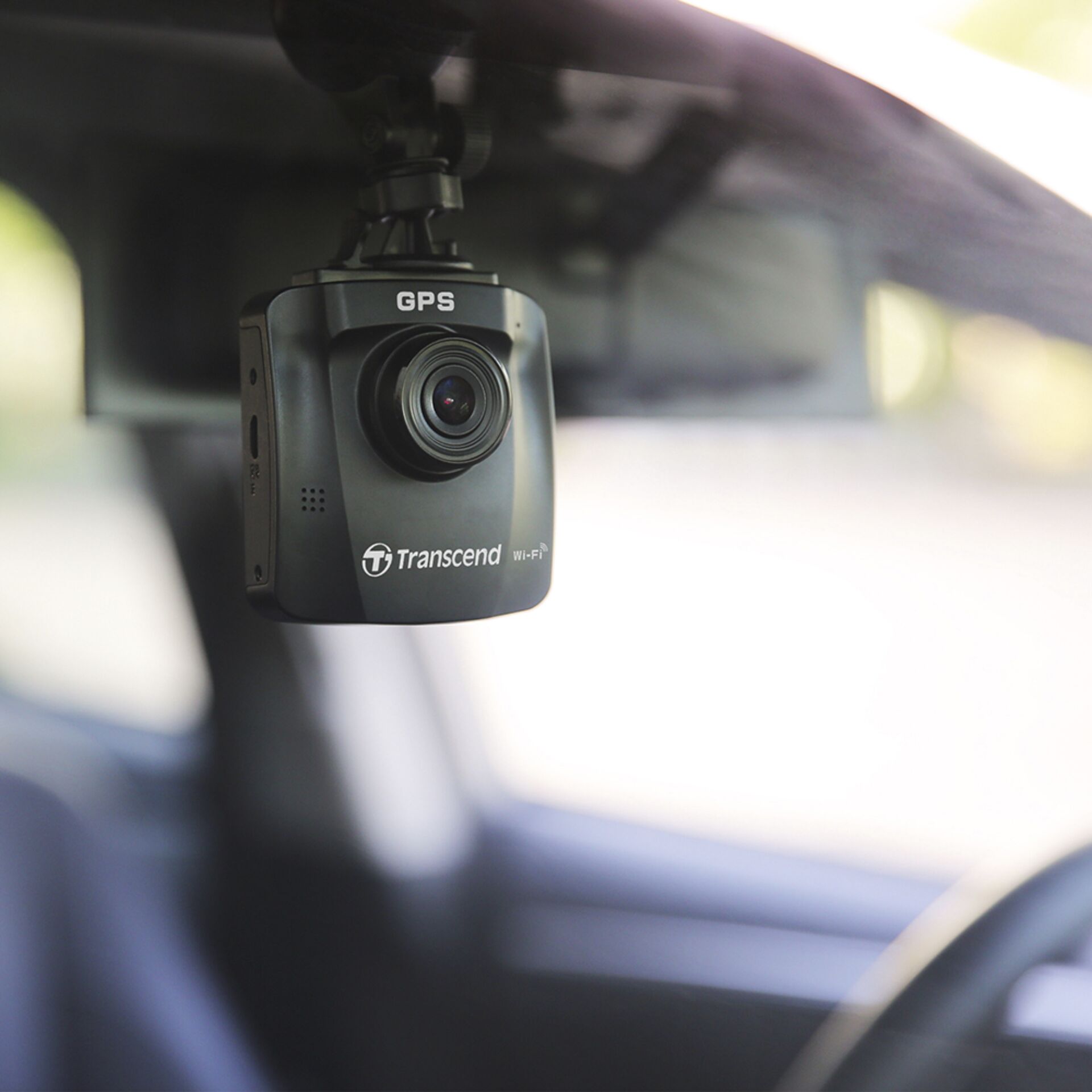 Transcend DrivePro 250 Dash Cam incl. 64GB microSDXC