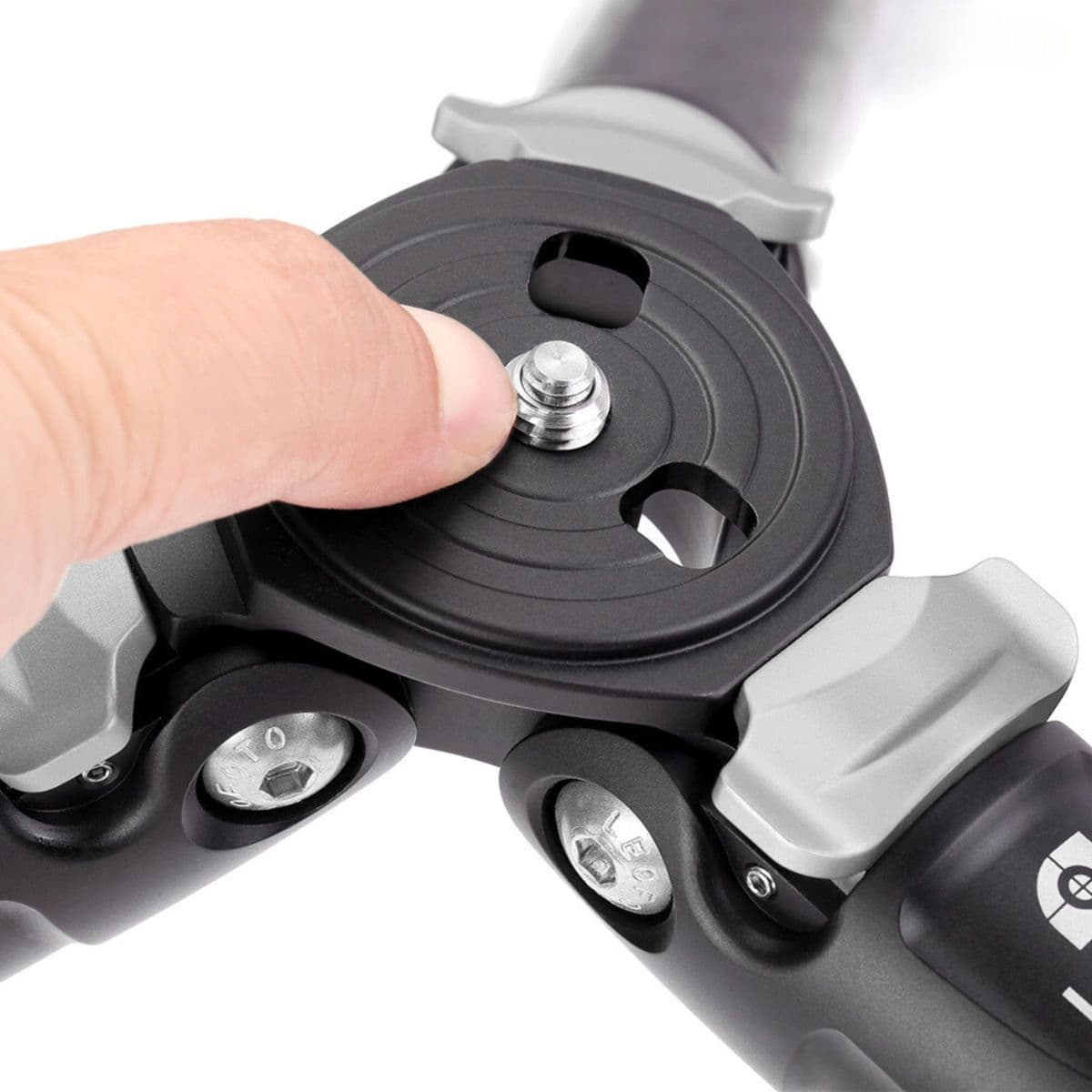 Leofoto Ranger LS-223C Compact Carbon Fiber Tripod with LH-25 Low Profile Ballhead