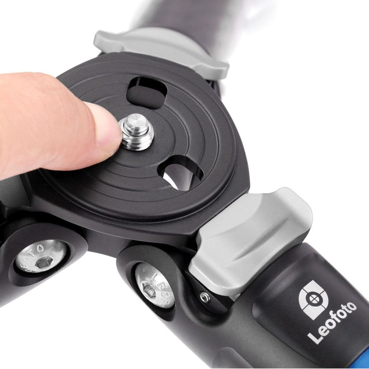 Leofoto Ranger LS-254C Carbon Fiber Tripod with LH-30 Low Profile Ballhead & Separate Center Column