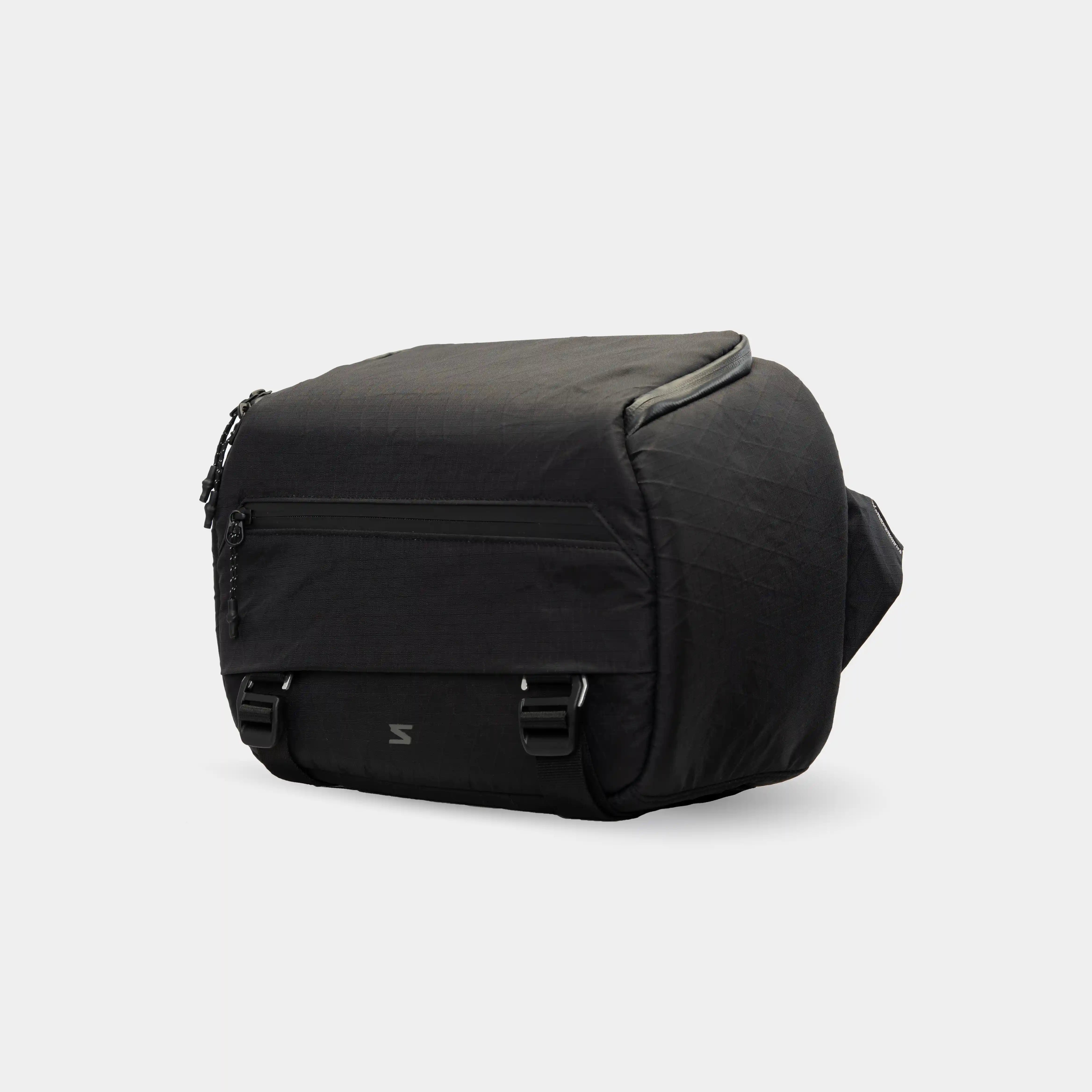 Sakk Xplorer - 9L Camera Sling Bag