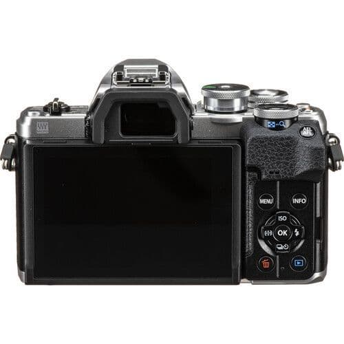 Olympus OM-D E-M10 IV Kit (14-42 EZ) Silver