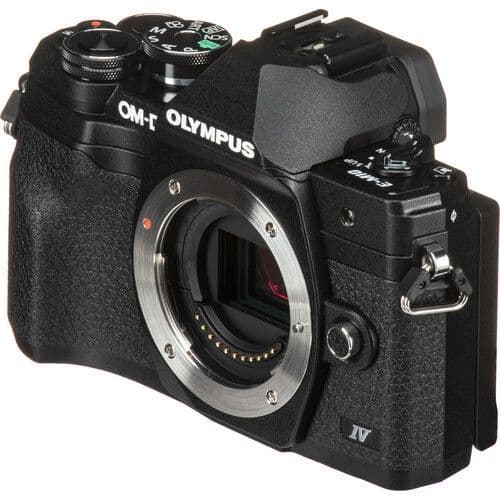 Olympus OM-D E-M10 IV Kit &#x28;14-42 EZ&#x29; Black