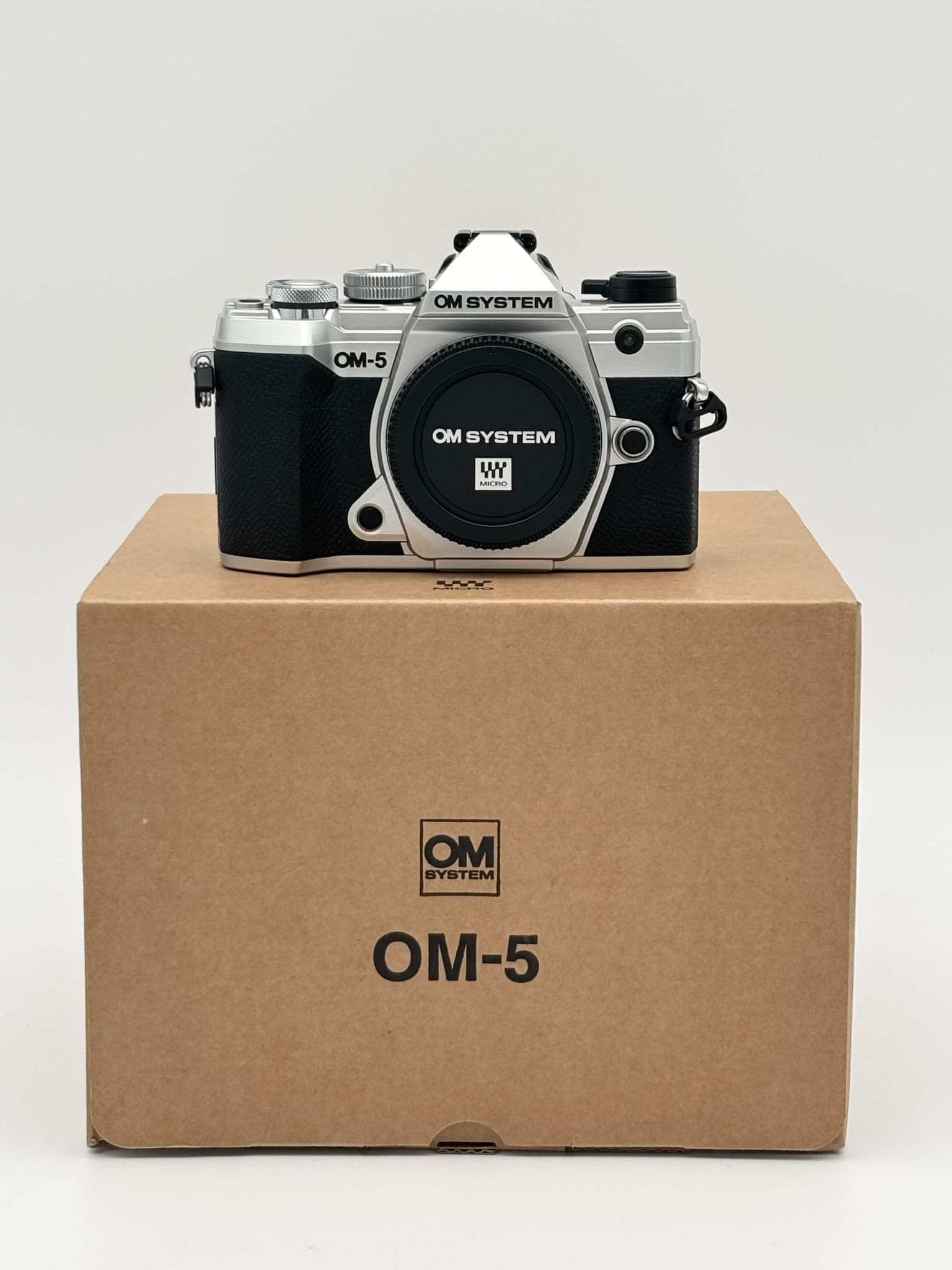 OM System OM-5 Body Silver