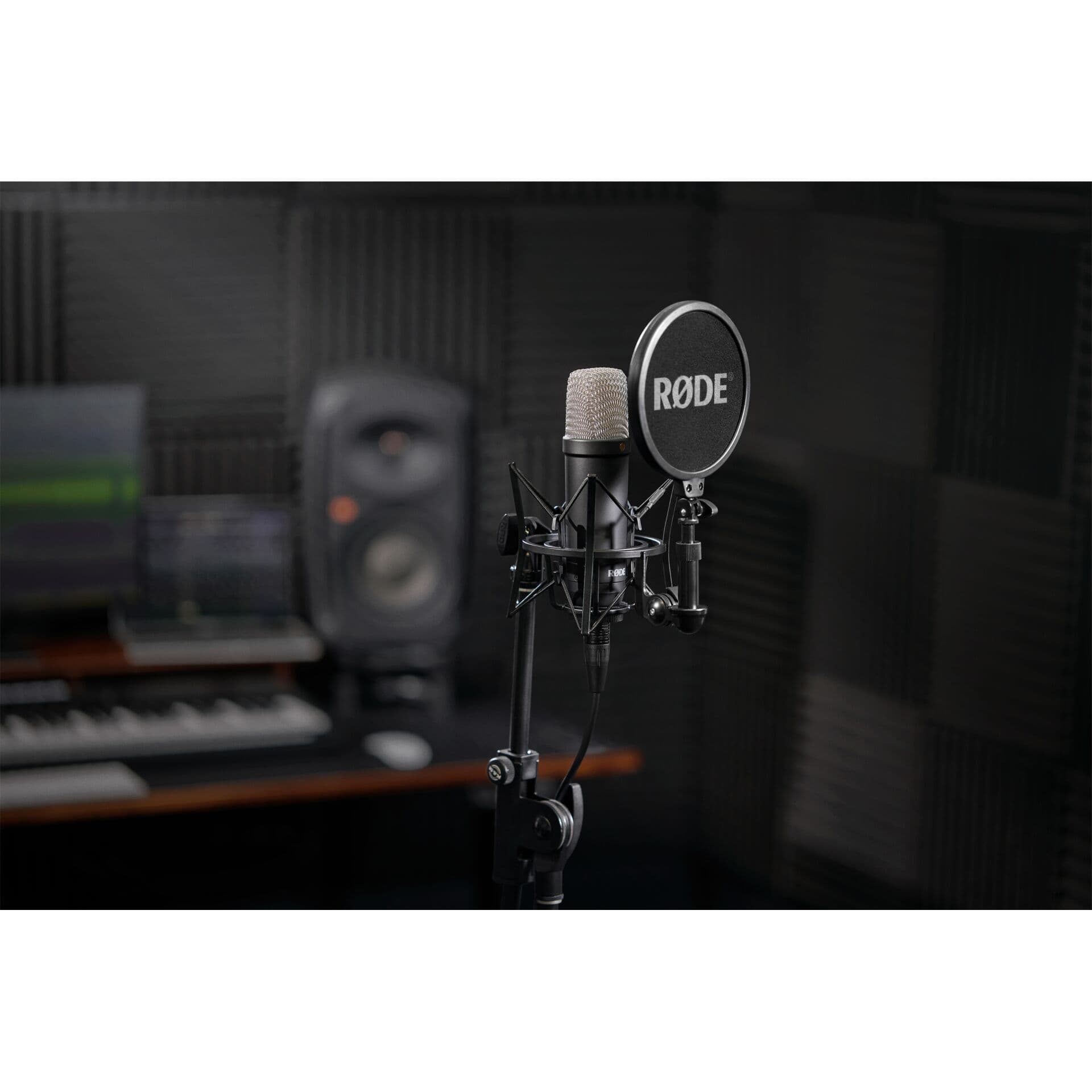 Rode NT1 Signature Series Studio Condenser Microphone - Black