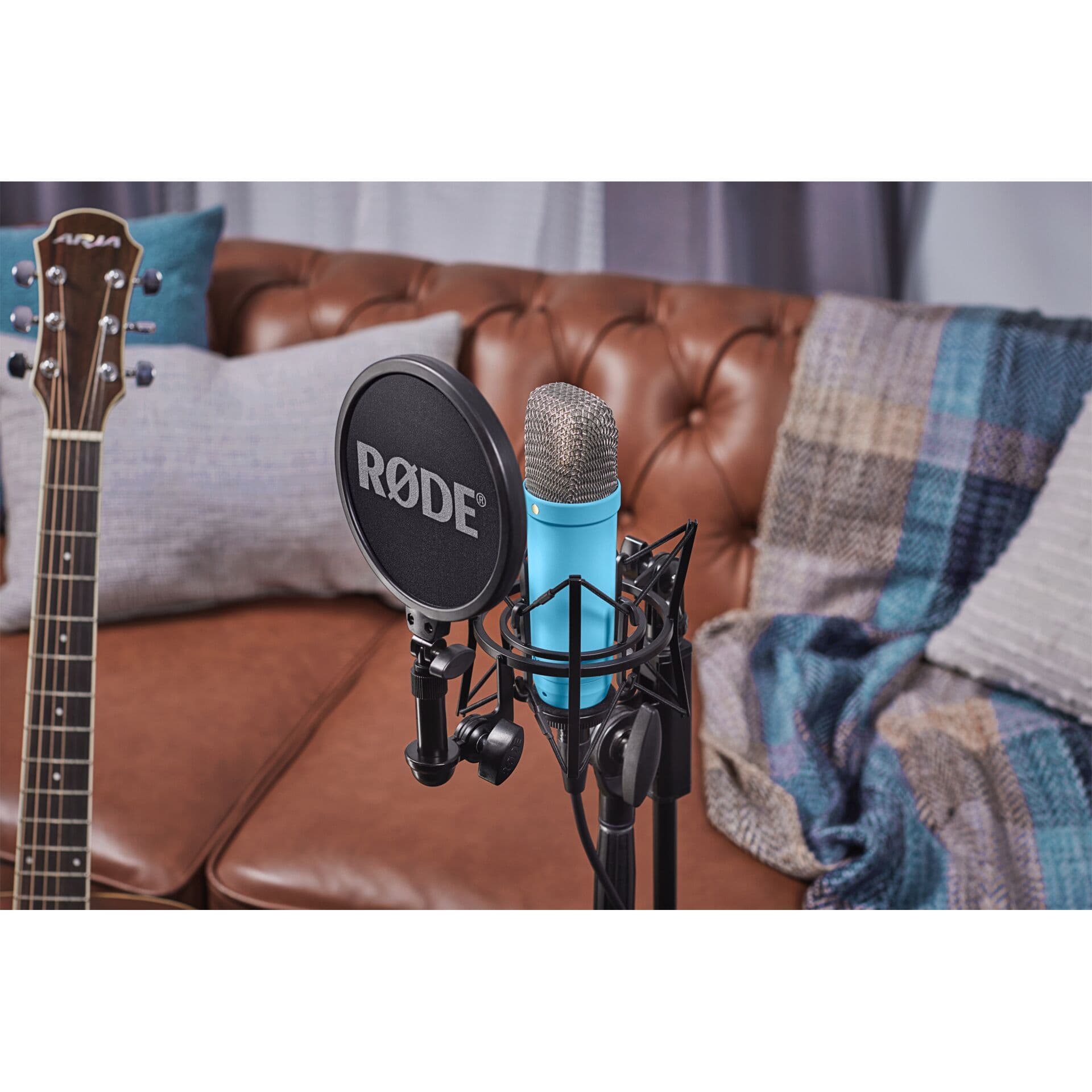 Rode NT1 Signature Series Studio Condenser Microphone - Blue