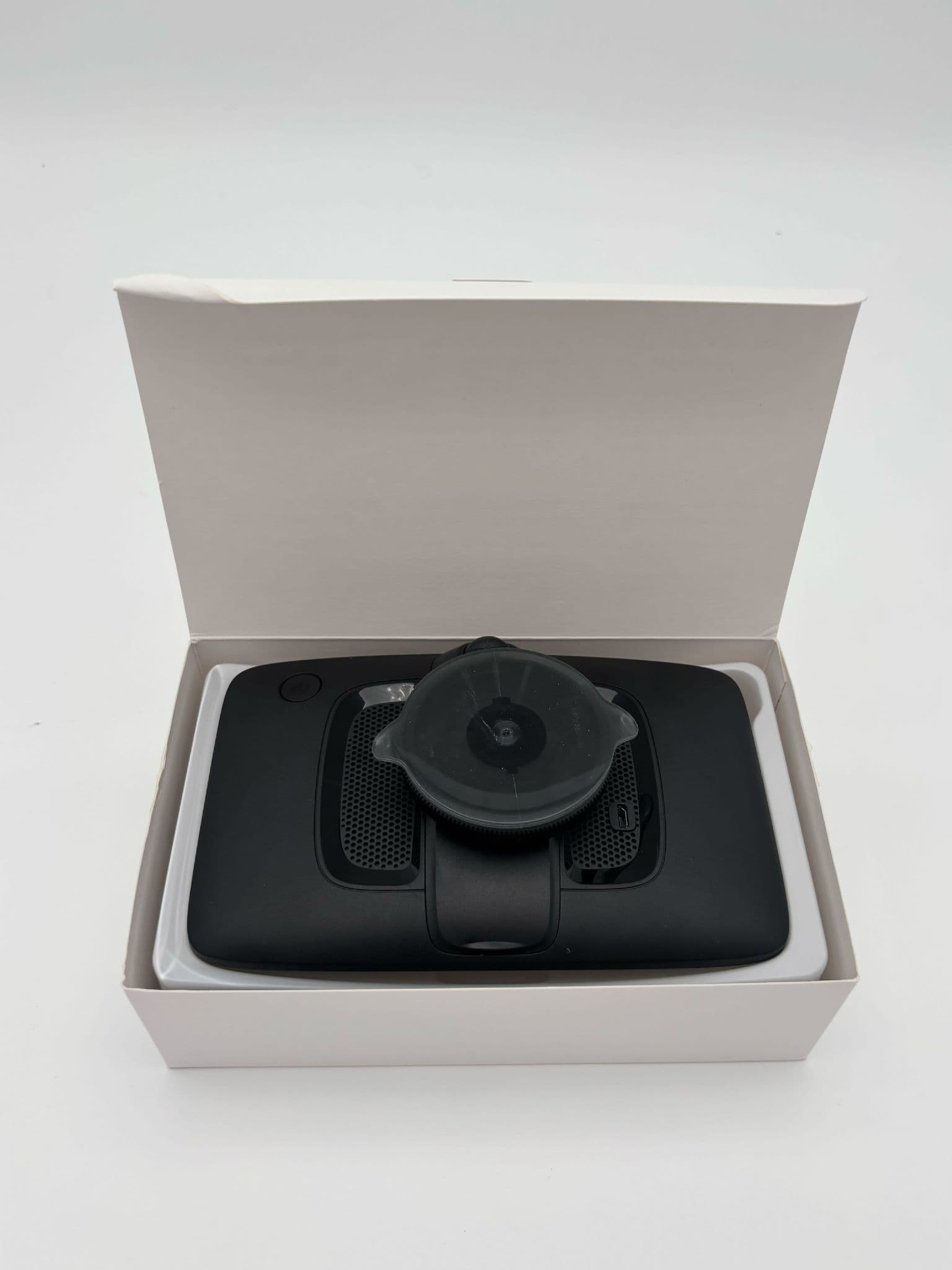 TomTom Go Basic 6" Open Box